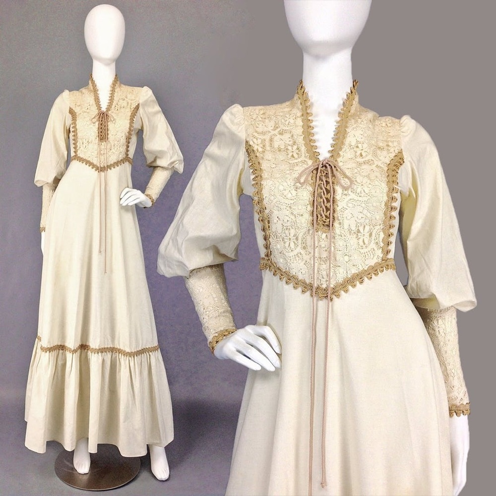 1960's renaissance Vintage wedding Gown Cotton